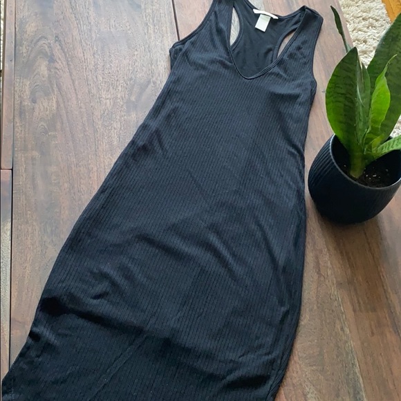 2/$30 🌸 H&M midi dress - Picture 4 of 7